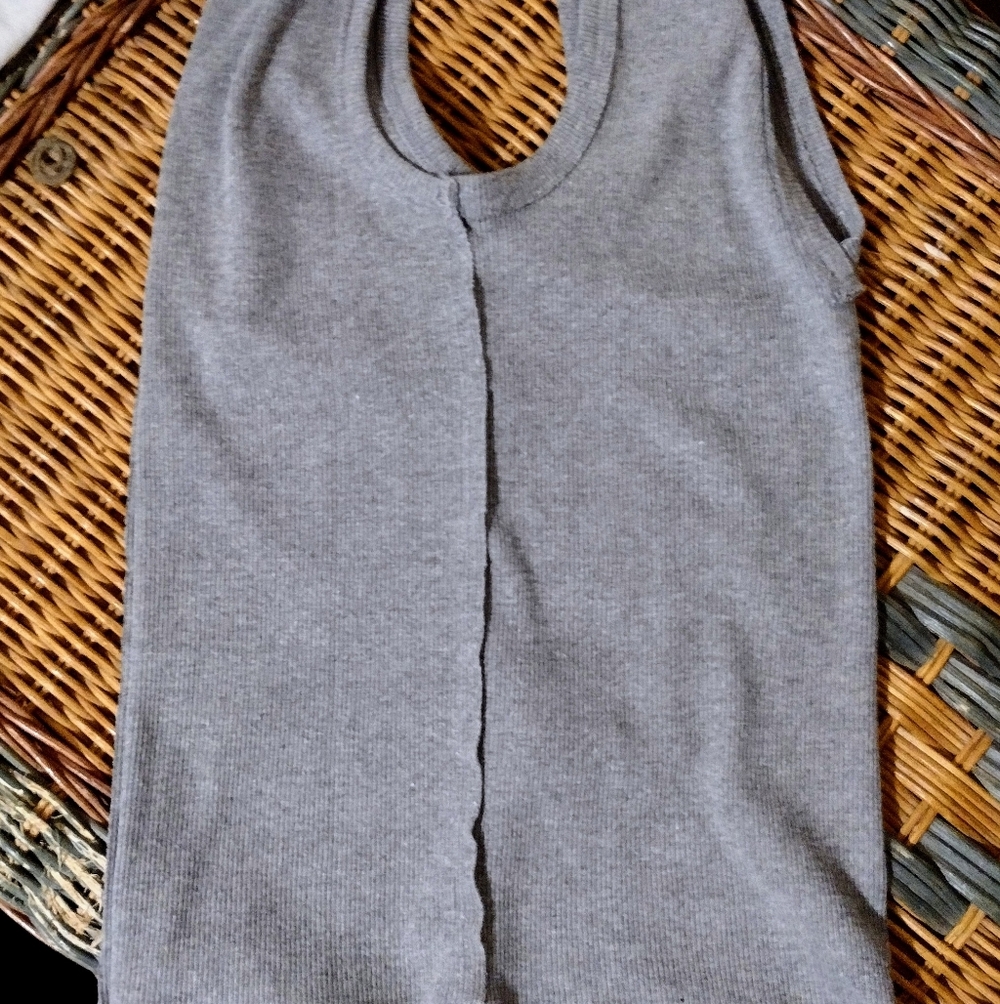 **NWOTS** Free People X We The Free "Neria" Ribbed V Neck Tank Top. Size Small - Picture 11 of 16